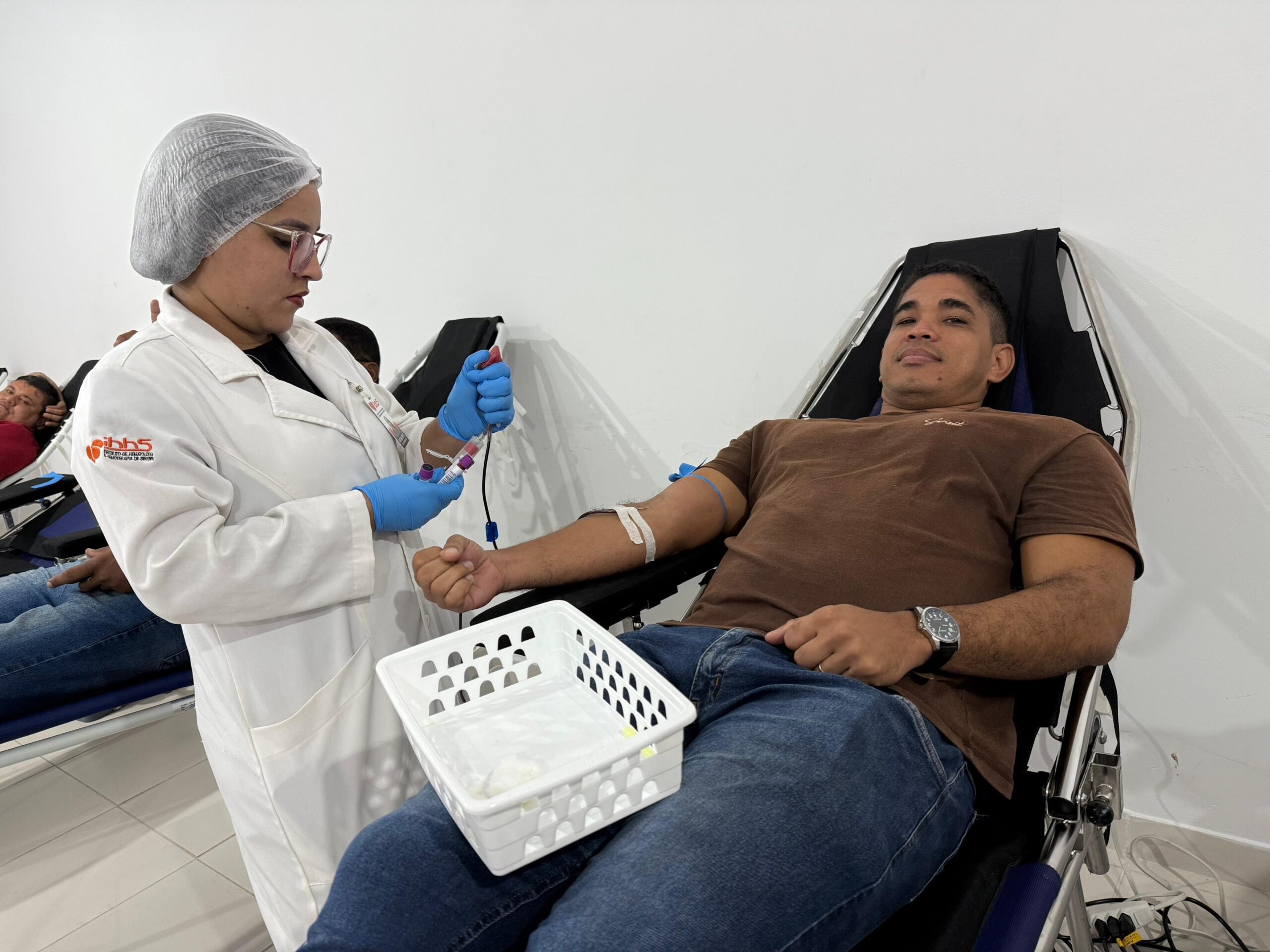 Fundação Renascer promove ato de coleta para doação de sangue
